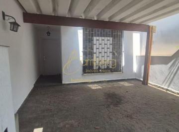 Casa · 125m² · 2 Quartos · 1 Vaga · Casa de Villa em rua tranquila e arborizada