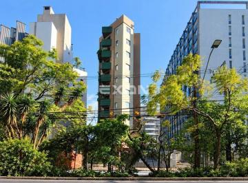 Apartamento · 132m² · 1 Quarto · 1 Vaga · Apartamento Mobiliado no Batel com 68 m² – Edifício Studio L'Opera