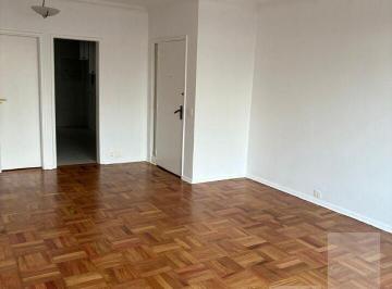 Apartamento · 149m² · 3 Quartos · Apartamento com 3 dormitorios sendo 1 suíte e 1 vaga em ára nobre.