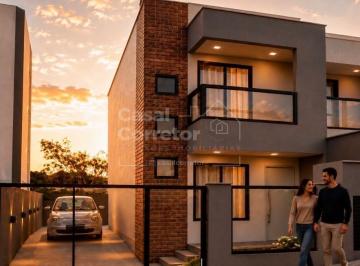 Casa · 70m² · 2 Quartos · 1 Vaga · Casa Sobrado em Dom Joaquim, Brusque/SC