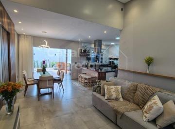 Casa · 121m² · 3 Quartos · 2 Vagas · Casa Alto Padrão Loteamento Azaleia, Brusque/SC