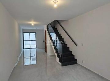 Casa · 85m² · 2 Quartos · 2 Vagas · Sobrado Frontal no Aricanduva com 85m², 2 Suítes, Lavabo e 2 Vagas