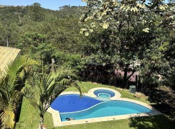 88a6e1f2a0b6e62948988959e6664018572559df · Casa em Condomínio com Vista Panorâmica | 3 Suítes | Piscina e Hidro