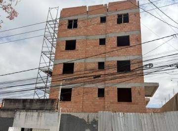 Apartamento · 60m² · 2 Quartos · 2 Vagas · Cobertura exclusiva de 2 quartos à venda no Bairro Céu Azul, em Belo Horizonte