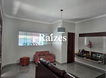 Casa · 212m² · 4 Quartos · 3 Vagas · Casa residencial com 4 quartos, sendo 3 suítes e varanda gourmet no Cidade Jardim em Uberlândia