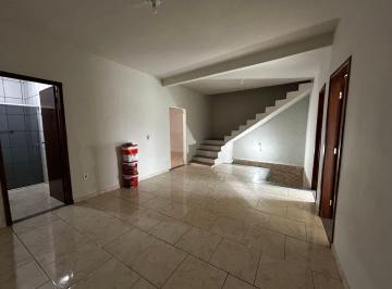 Casa · 200m² · 3 Quartos · 1 Vaga · Casa à Venda no Bairro Santo Agostinho