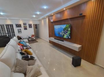 Casa · 175m² · 3 Quartos · 4 Vagas · Sobrado com 03 dormitórios à venda, 175 m² por R$ 900.000,00 - Vila Linda - Santo André/SP