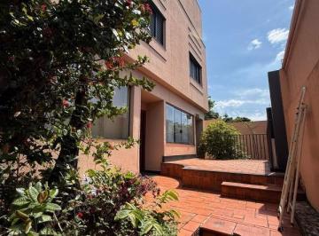Casa · 250m² · 4 Quartos · 2 Vagas · Casa para alugar no Prado