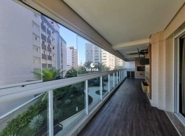 Apartamento · 198m² · 4 Quartos · 3 Vagas · Apartamento à venda no Embaré em Santos.