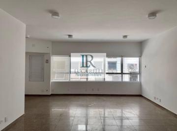 7a7e79e1d0815fa0a778a4bb741b0e87d0301700 · Sala para locação Centro Apoio 2 com 50m