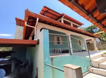 cf752771c2175bc68480c1690977254b13151bdf · Casa com 3 dormitórios para alugar, 300 m² por R$ 2.500,00/mês - Condomínio Vale do Ouro - Ribeirão