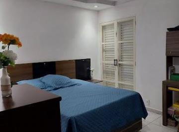 959bdc42ba69891917beeb2a375c35eca677ad5c · Casa com 3 dormitórios à venda, 150 m² por R$ 440.000,00 - Centro - Bauru/SP