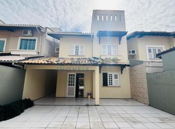 Casa · 220m² · 3 Quartos · Casa em Engenheiro Luciano Cavalcante - Fortaleza