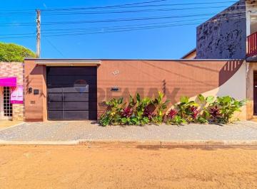 Casa · 130m² · 3 Quartos · 4 Vagas · Casa para venda em Jardim Santa Marta de 130.00m² com 3 Quartos e 4 Garagens