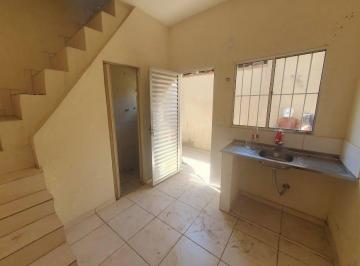 Casa · 40m² · 1 Quarto · Casa para alugar em Jardim Maria De Lourdes de 40.00m² com 1 Quarto