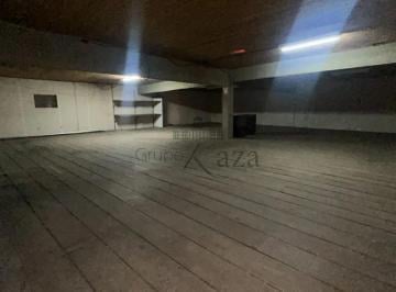 Comercial · 450m² · 7 Quartos · Galpão Comercial - Jacareí - Parque Itamarati - 450m².