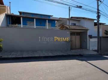 Imagem 1 · Casa para venda em Extrema