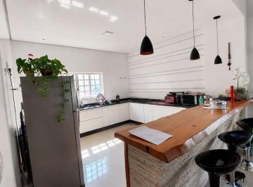 Imagem 1 · Casa para aluguel em Ponte Nova, Extrema