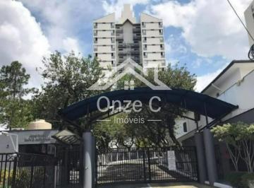 Foto 01 · Este encantador apartamento tipo está localizado no Condomínio Nova América,