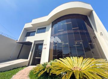 Comercial · 540m² · Prédio comercial para locação no Seminário.