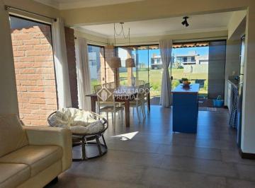 Casa · 182m² · 4 Quartos · 2 Vagas · Casa alto padrão 4 dormitórios 3 suítes condominio Arenas em Capão da Canoa