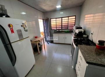 img0 · Casa com 2 Quarto(s) e 2 banheiro(s) para Alugar, 10 m² por R$ 990 / Mês