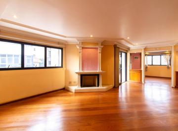 img0 · Apartamento com 3 Quarto(s) e 5 banheiro(s) para Alugar, 210 m² por R$ 3750 / Mês