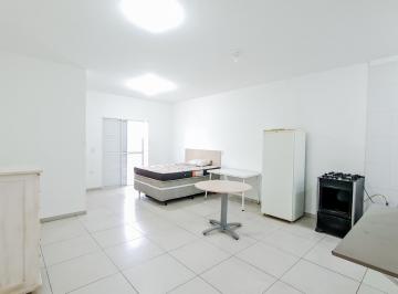 img0 · Apartamento com 1 Quarto(s) e 1 banheiro(s) para Alugar, 30 m² por R$ 1070 / Mês