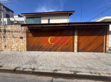 img0 · Casa com 4 Quarto(s) e 2 banheiro(s) para Alugar, 420 m² por R$ 15000 / Mês