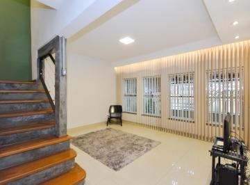 img0 · Casa com 4 Quarto(s) e 2 banheiro(s) para Alugar, 240 m² por R$ 5250 / Mês