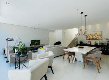 img0 · Casa com 3 Quarto(s) e 6 banheiro(s) para Alugar, 300 m² por R$ 22000 / Mês