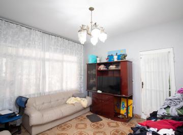 img0 · Casa com 3 Quarto(s) e 2 banheiro(s) para Alugar, 100 m² por R$ 2200 / Mês