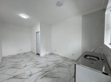 img0 · Apartamento com 1 Quarto(s) e 1 banheiro(s) para Alugar, 18 m² por R$ 980 / Mês