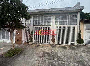 img0 · Casa com 3 Quarto(s) e 2 banheiro(s) para Alugar, 174 m² por R$ 5200 / Mês