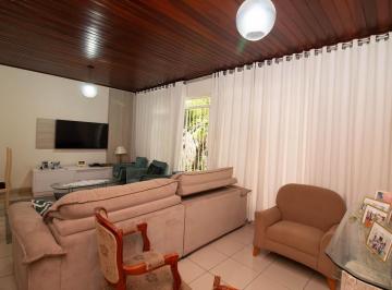 img0 · Casa com 4 Quarto(s) e 3 banheiro(s) para Alugar, 250 m² por R$ 7500 / Mês