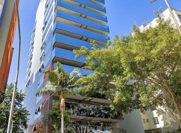 Comercial · 280m² · 8 Vagas · Sobreloja na Avenida da Liberdade, 823 - 3º andar • 280 m²