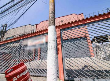 Comercial · 750m² · 10 Vagas · Galpão na Avenida Parada Pinto, 1468 • 750 m²