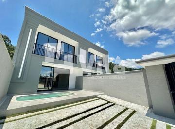 Casa · 3 Quartos · 2 Vagas · Sobrado à venda no bairro São Francisco de Assis - Camboriú/SC