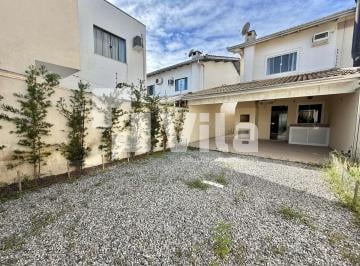 Casa · 103m² · 3 Quartos · 2 Vagas · Sobrado à venda no bairro Santa Regina - Camboriú/SC