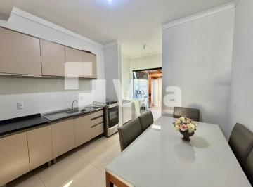 Casa · 61m² · 2 Quartos · 1 Vaga · Sobrado à venda no bairro Rio Pequeno - Camboriú/SC