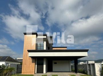Casa · 225m² · 4 Quartos · 4 Vagas · Casa Alto de Padrão