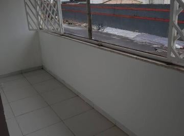 Casa em Buraquinho · Casa em Buraquinho