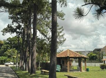 CASA EM LAURO DE FREITAS 5/4 · CASA EM LAURO DE FREITAS 5/4