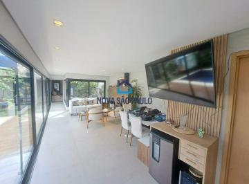 Casa · 205m² · 3 Quartos · 3 Vagas · Casa térrea com 3 quartos 3 Vagas - Próximo do metrô