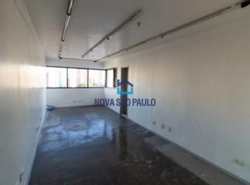 Comercial · 30m² · 1 Vaga · Sala comercial 30m² , lado do Metrô São Judas, 1 vaga de garagem.