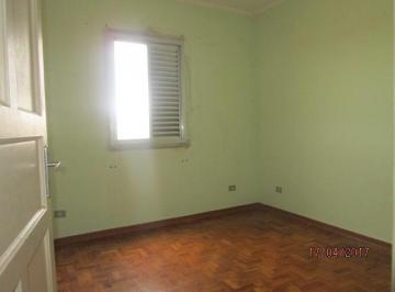 Apartamento · 70m² · 2 Quartos · Ótima localização, via de acesso a transportes e comercios em geral