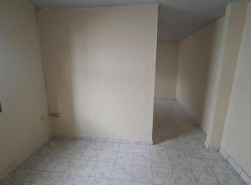 Casa · 35m² · 1 Quarto · Casa térrea, Individual. Vila Campestre