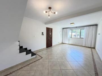 Casa · 160m² · 3 Quartos · 4 Vagas · Sobrado para locação na Vila Santa Catarina com 03 suítes e 04 vagas de garagem