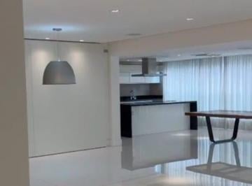 Apartamento · 335m² · 4 Quartos · 4 Vagas · Apartamento de Alto Padrão para locaçao em Moema 335m² | 3 Suítes | 4 Vagas