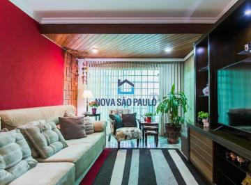 Casa · 210m² · 4 Quartos · 2 Vagas · Sobrado com 04 Dorms, 02 suíte e 2 Vagas de garagem